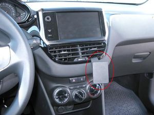 Brodit Suport de montare ProClip pentru Peugeot 208/Peugeot 2008 12-19, pe centru
