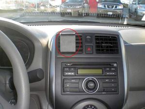 Brodit ProClip montážní konzole pro Nissan Tiida/Tiida Latio 12-20, na střed