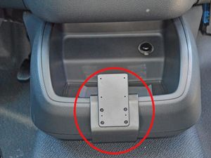 Brodit ProClip Halterung für Mercedes Benz Metris 16-22 USA, Mitte unten