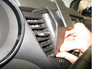 Brodit ProClip rögzítőkonzol Opel Crossland X 18-21 / Grandland X 18-19, bal közép