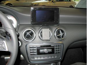Brodit Монтажна скоба ProClip за Mercedes Benz A-Class 13-18/CLA/GLA-Class 13-19, за централно окачване