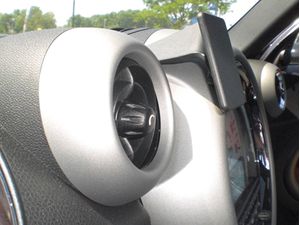 Brodit ProClip Halterung für Mini Cooper Countryman 10-16/Mini Paceman 13-16, mittig